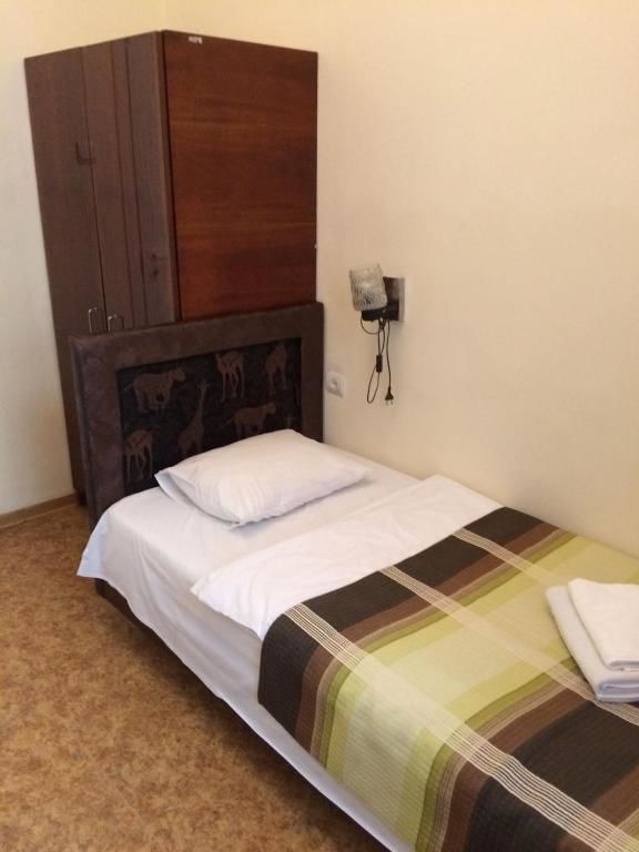 Хостелы Hostel Viktorija with Private Rooms Рига-30